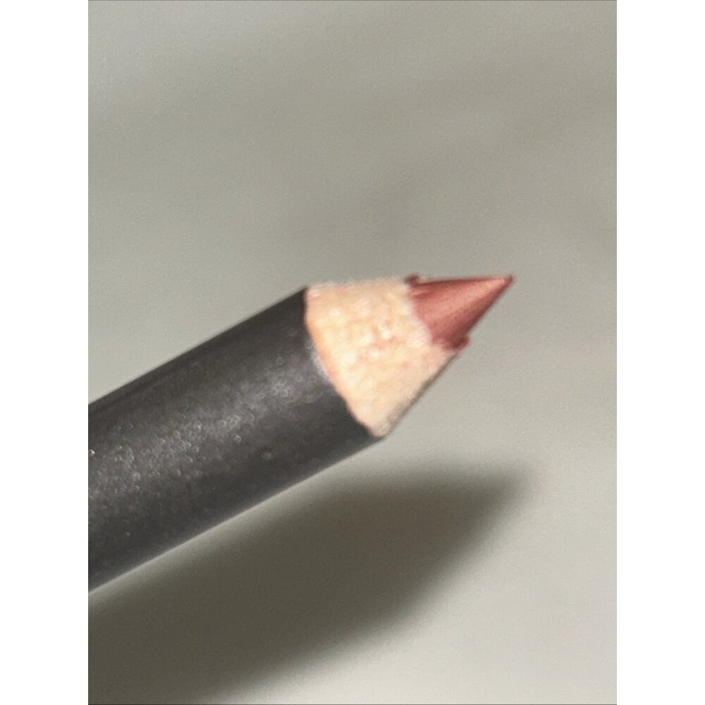 Cabaret 1044 Italia Deluxe Ultra Fine Lip Liner Pencil